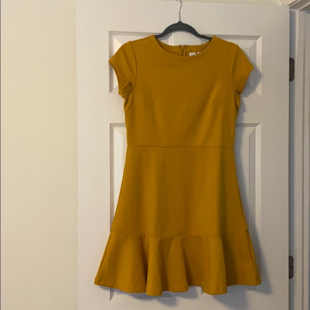 GAP DRESS: BRAND NEW WITH TAG